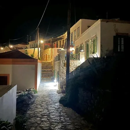 Casa Porphyra האלקי